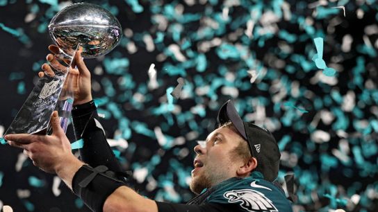 Former Steelers Player Brings Up A Very Attractive Reason To Bring Nick Foles In As QB3 (Nick Foles)